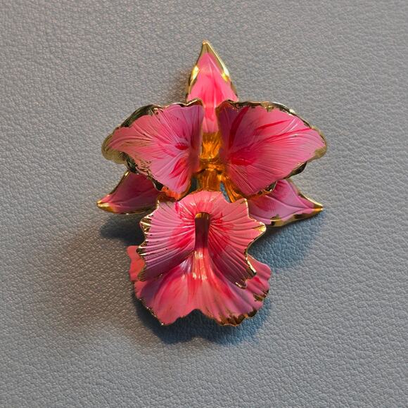 Vintage Cerrito 1982 Hand Painted Light Pink & Gold Orchid Flower Brooch Pin 2" - Picture 1 of 13